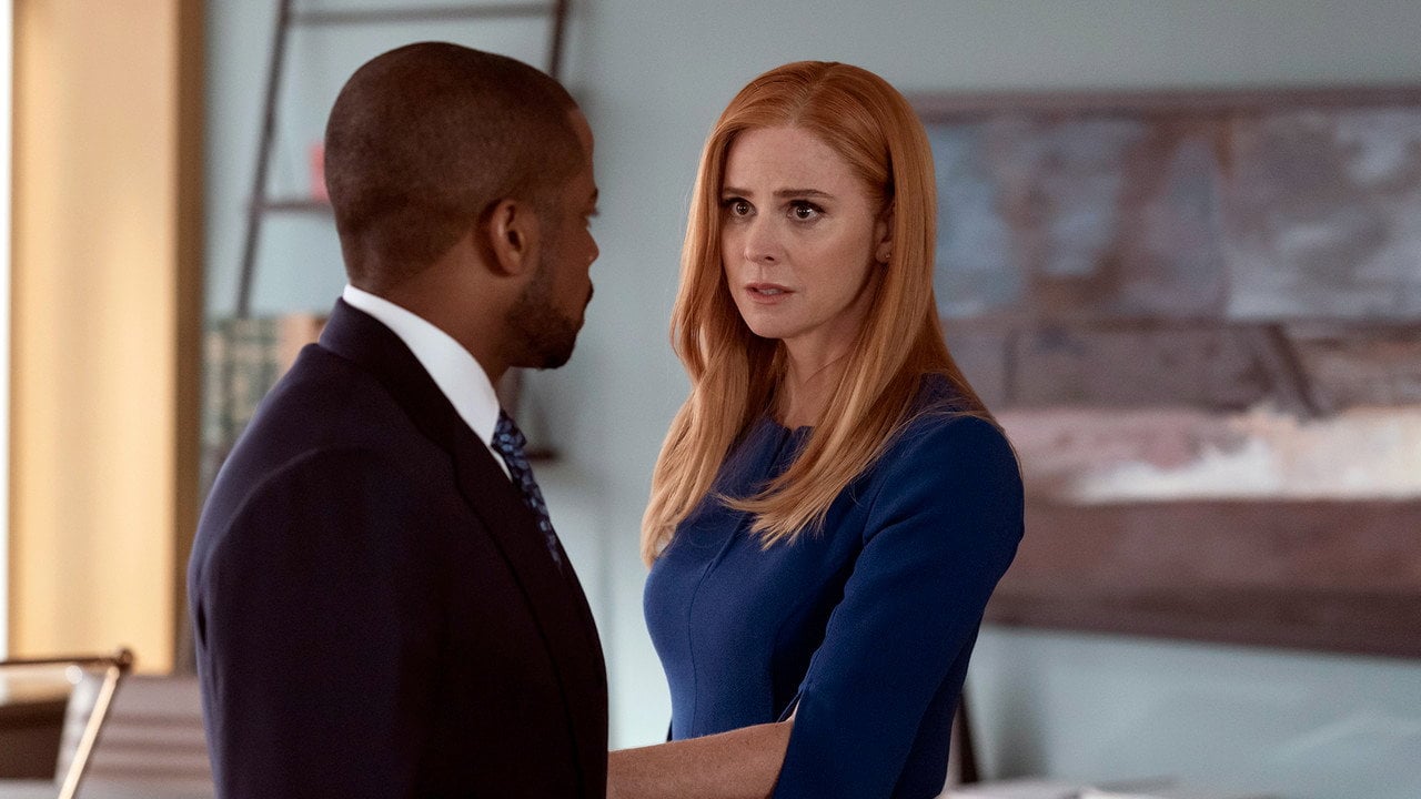 W garniturach